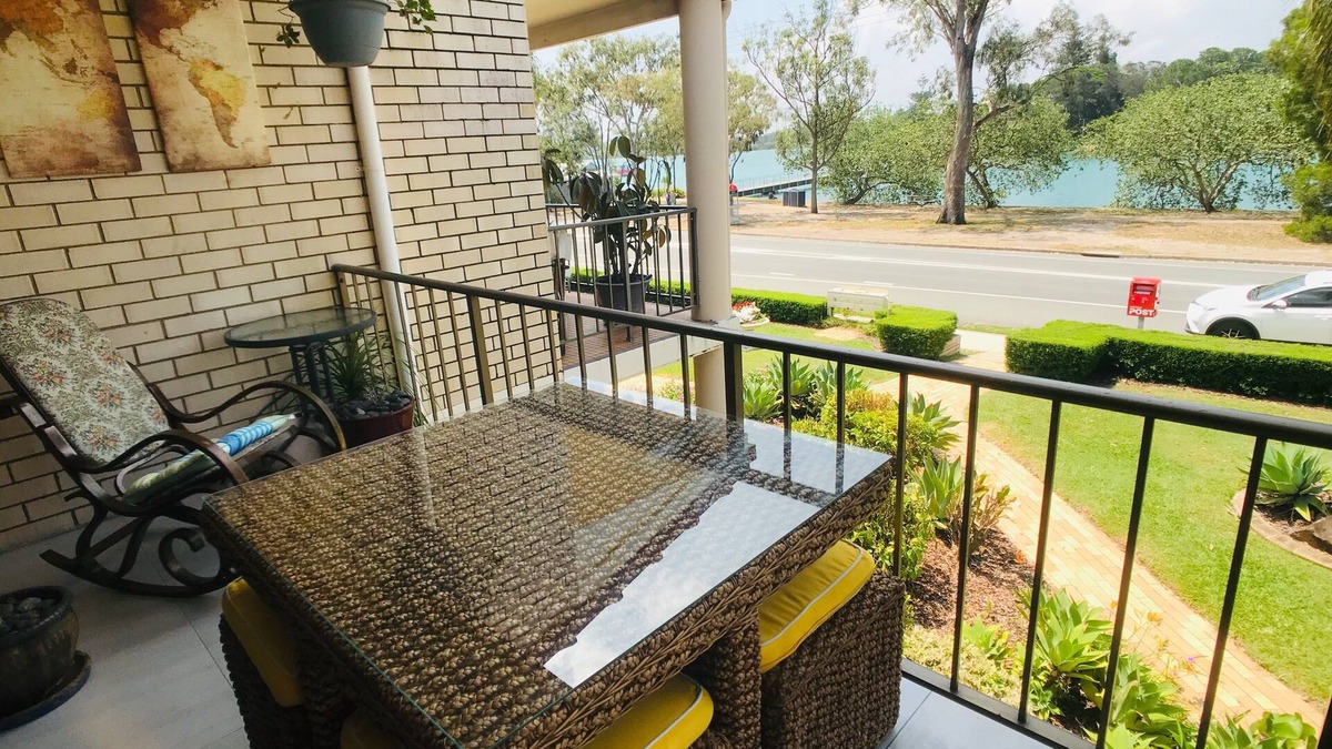Maroochydore Apartment | River Flow Retreat - 2BR by Maroochy River & Island