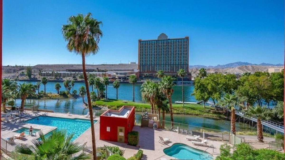 Laughlin Condo | River Front Condo, Private Beach, Boat Launch, Pool & Spa, Water Taxi to Casinos