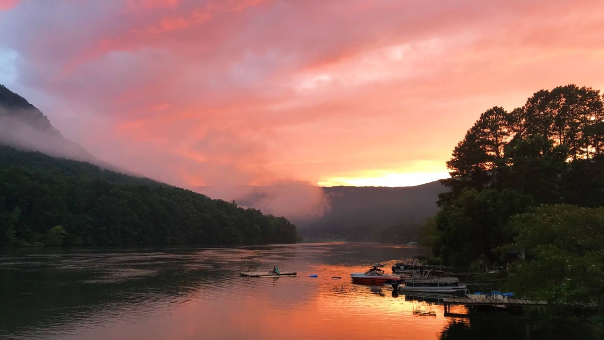 Chattanooga Condo | River Front Condos A Great Views! 10 minutes from Downtown Chattanooga!