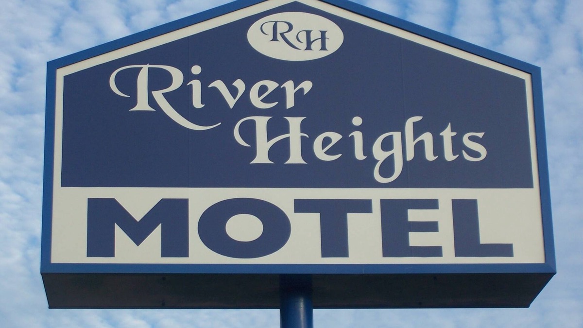 Crump Hotel | River Heights Motel