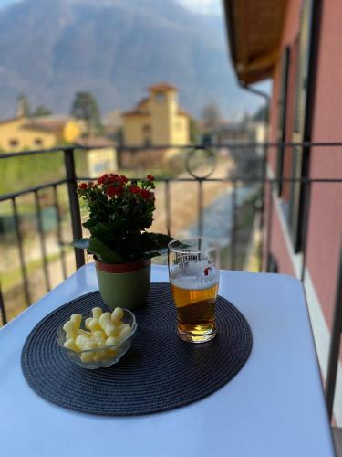Porlezza Apartment | River House