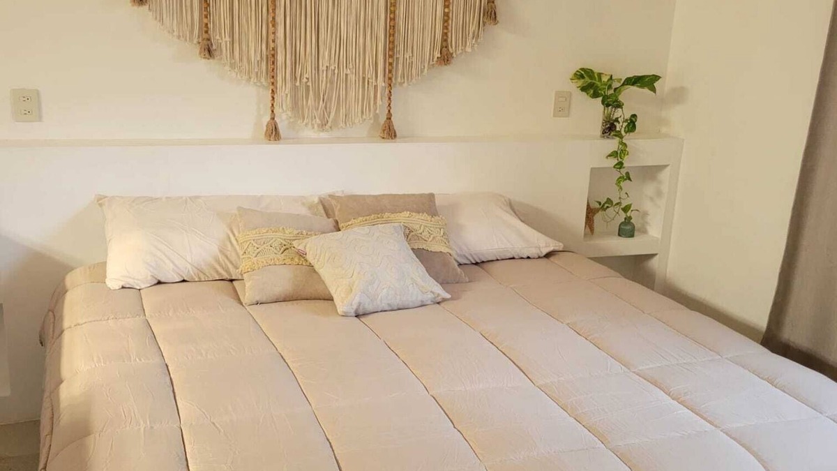 Aquila House | River house