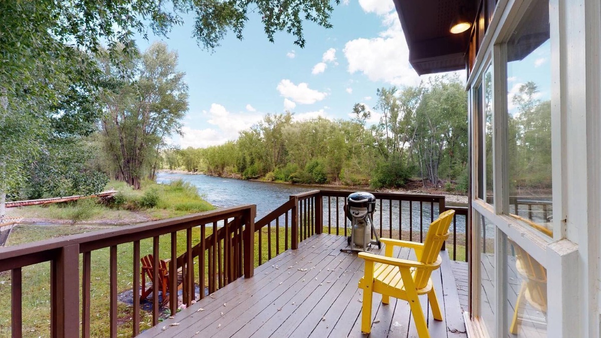 Gunnison House | River House on the River