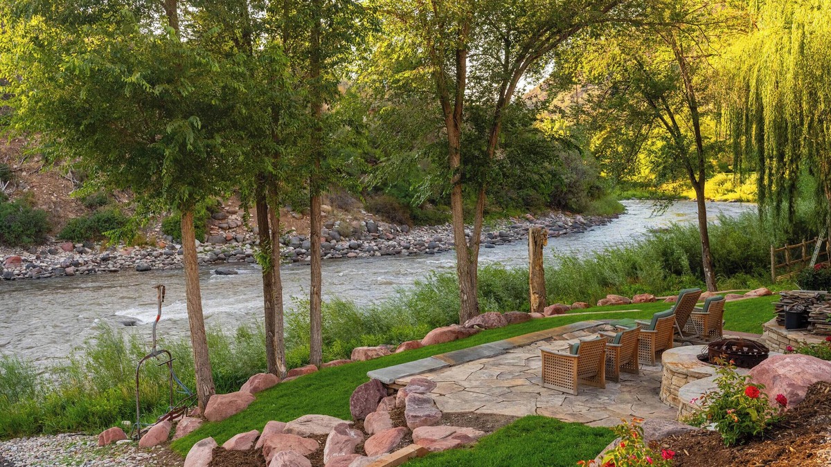 Glenwood Springs House | River Magic on the Roaring Fork. A perfect base for mountain adventures!