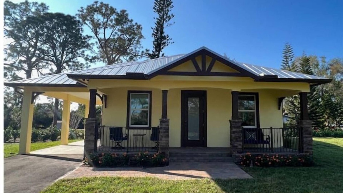Estero Cottage | River Ranch Oaks