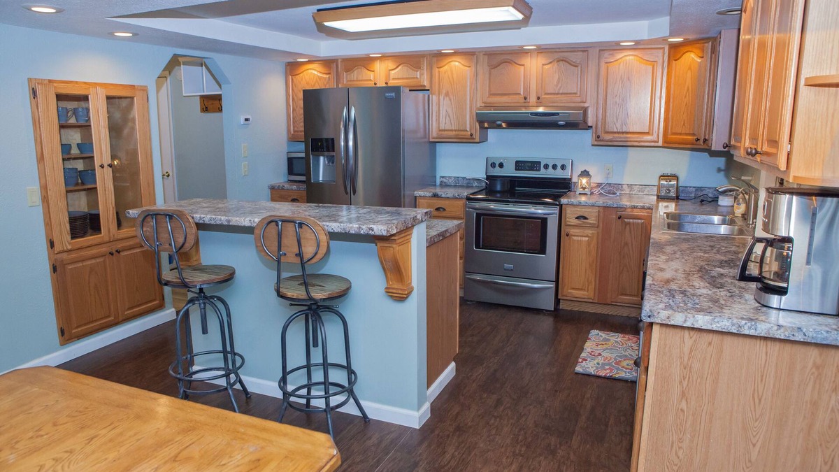 Badger House | River Ridge Lodge on the Chena River