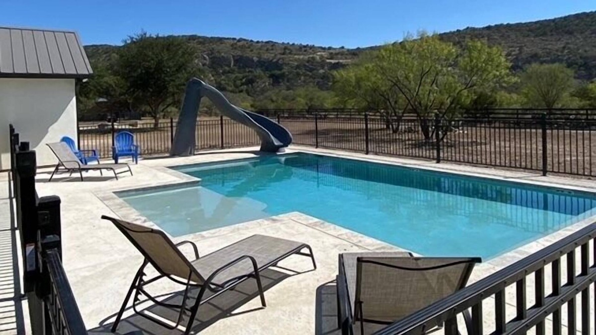 Concan House | River Ridge, Private Pool, Wi-Fi, @ Frio River Vacation Rentals