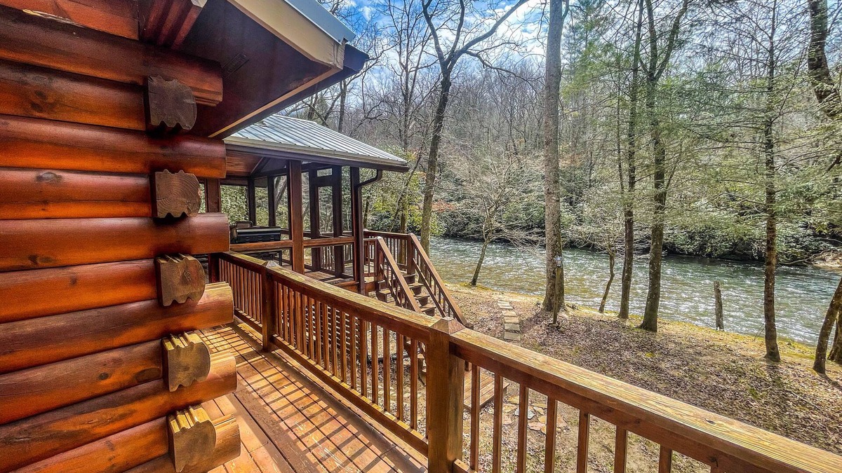 Dial Cabin | River Run Cabin - 20 Ft from River Edge - 15 Min from Blue Ridge - 3Bd 2Bth