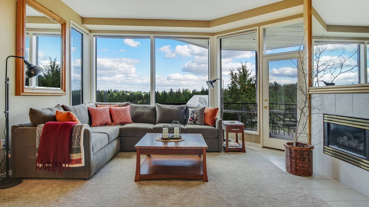Century West Condo | River View Condo, Close To Town/Mountain, Private Hot Tub