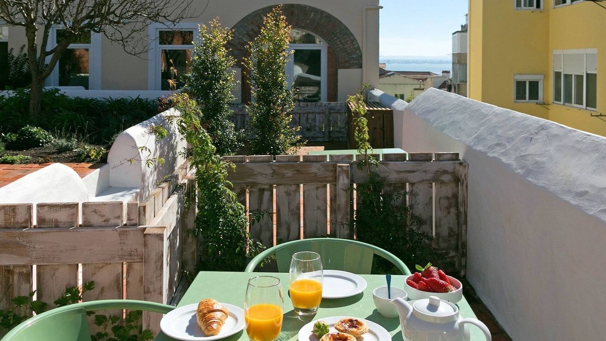 Santa Engracia Apartment | River View Studio w/Terrace by LovelyStay