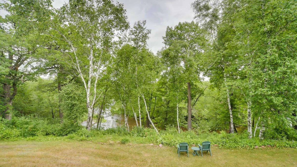 Brill House | Riverfront Bliss in Rice Lake: Deck, Grill & Hike!