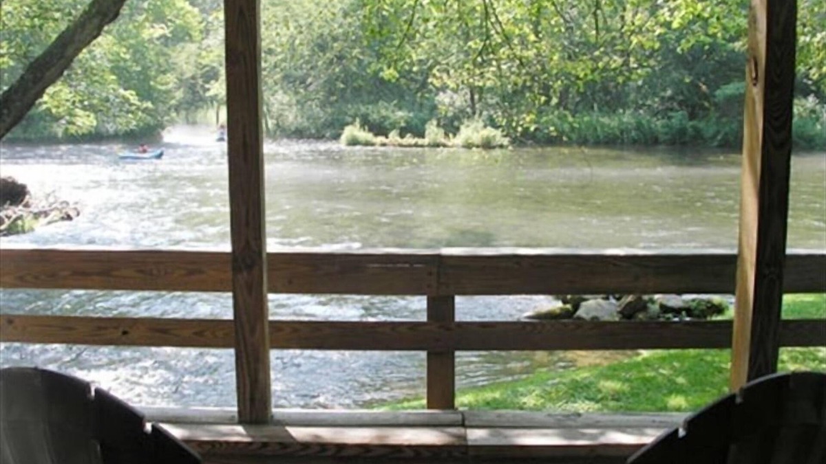 Nantahala Cabin | RIVERFRONT Cabin on Nantahala River, Minutes from NOC
