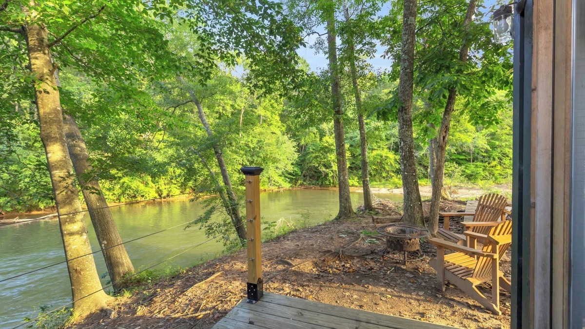 Greenville Cabin | Riverfront Camping Pod, W/Bath House, Close to DT