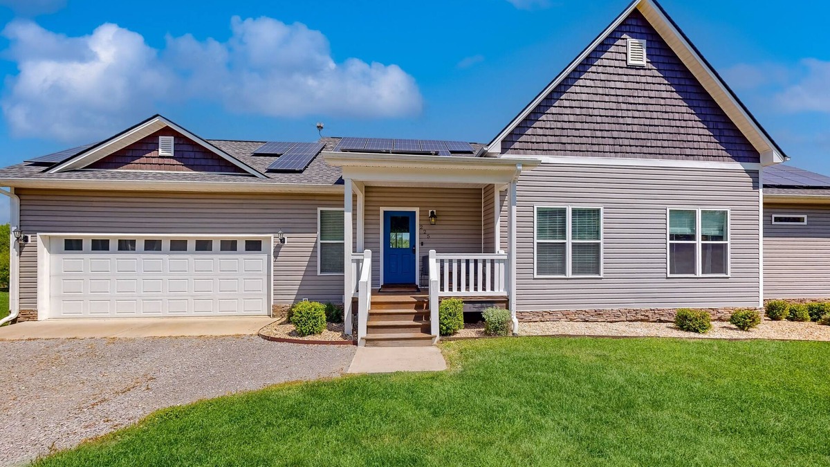 Dixon Springs House | Riverfront, dog-friendly home with large property, playhouse, firepit & den