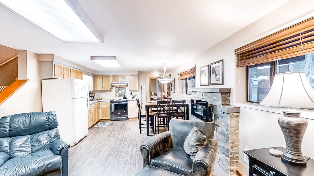 Joseph House | Riverfront ground-floor apartment with patio & lovely yard - dog-friendly