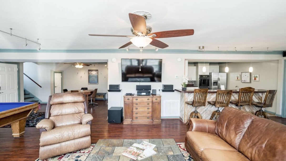 Lynchburg House | Riverfront hidden gem, ground floor open space!