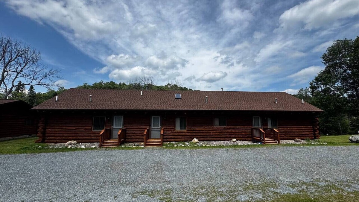 Crystal Falls Cabin | Riverfront Loft #5 Crystal Falls