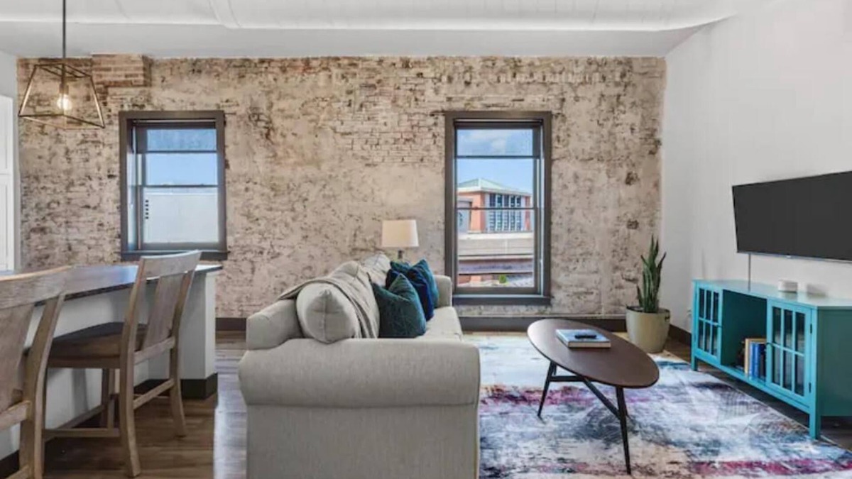 Downtown St. Louis Apartment | Riverfront Loft - Walk to Arch, Casino, Convention Center & Stadiums