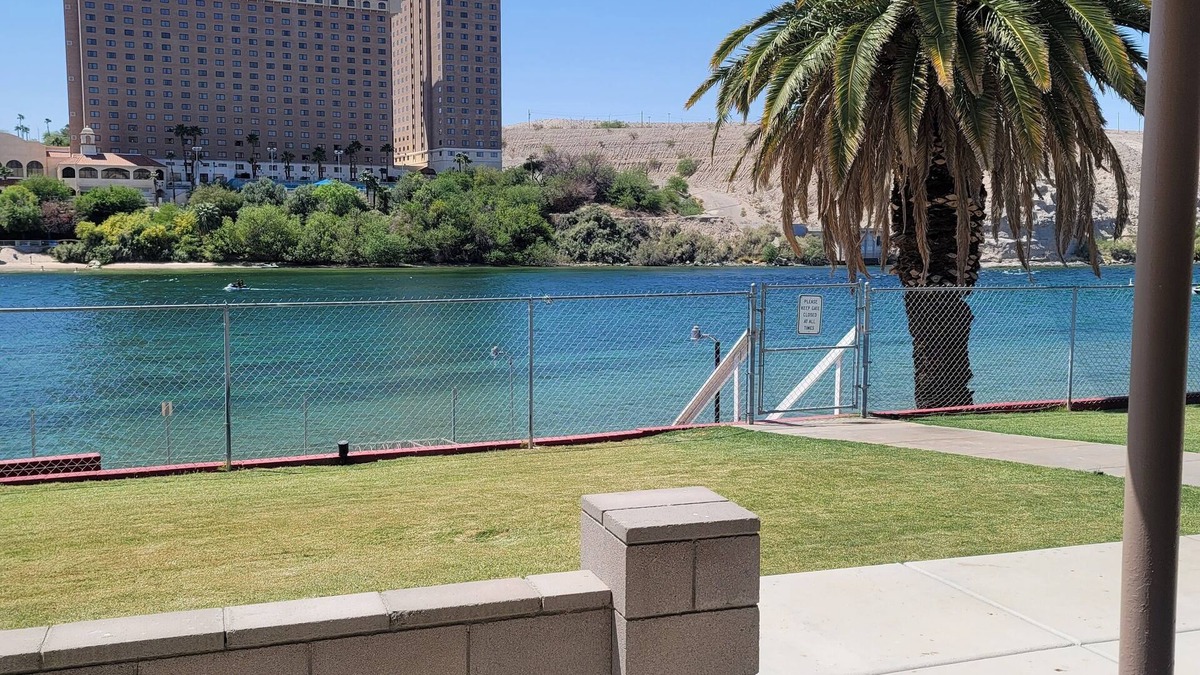 Laughlin House | Riverfront Paradise! Sleeps 7