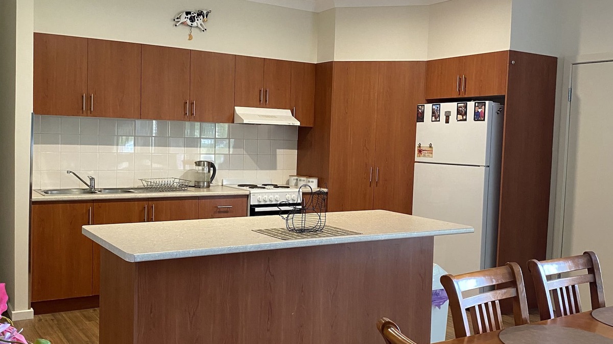 Pomona Cottage | Riverland Cottage Wentworth, self contained, 4 bedrooms, 10 mins from Wentworth