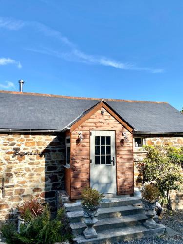 Bodmin House | Riverside barn on private wildlife estate