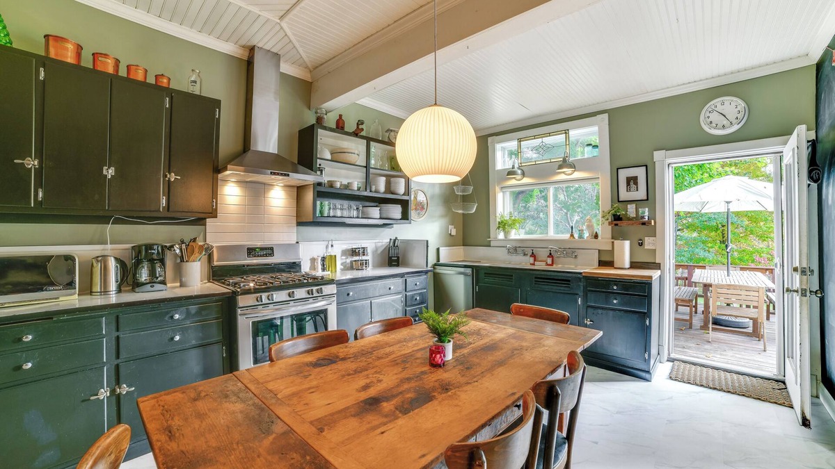 Hobart House | Riverside Hobart Home By Catskill Scenic Trail