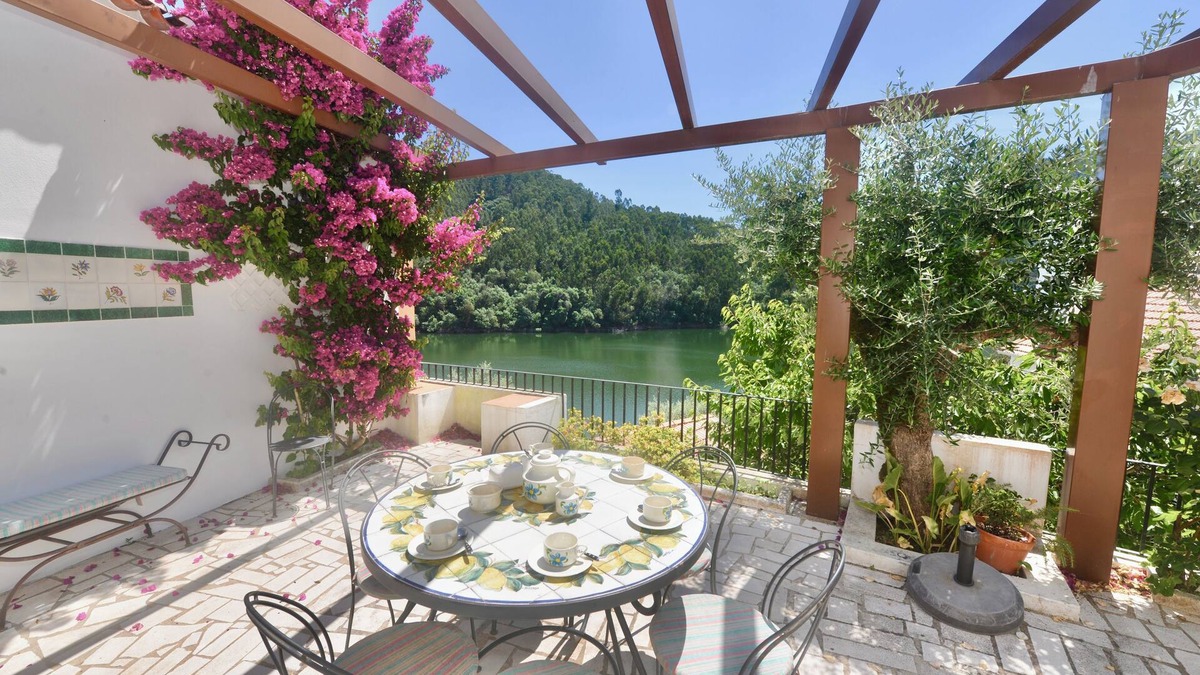 Nossa Senhora do Pranto House | Riverside - Lovely house in amazing location with views over the river