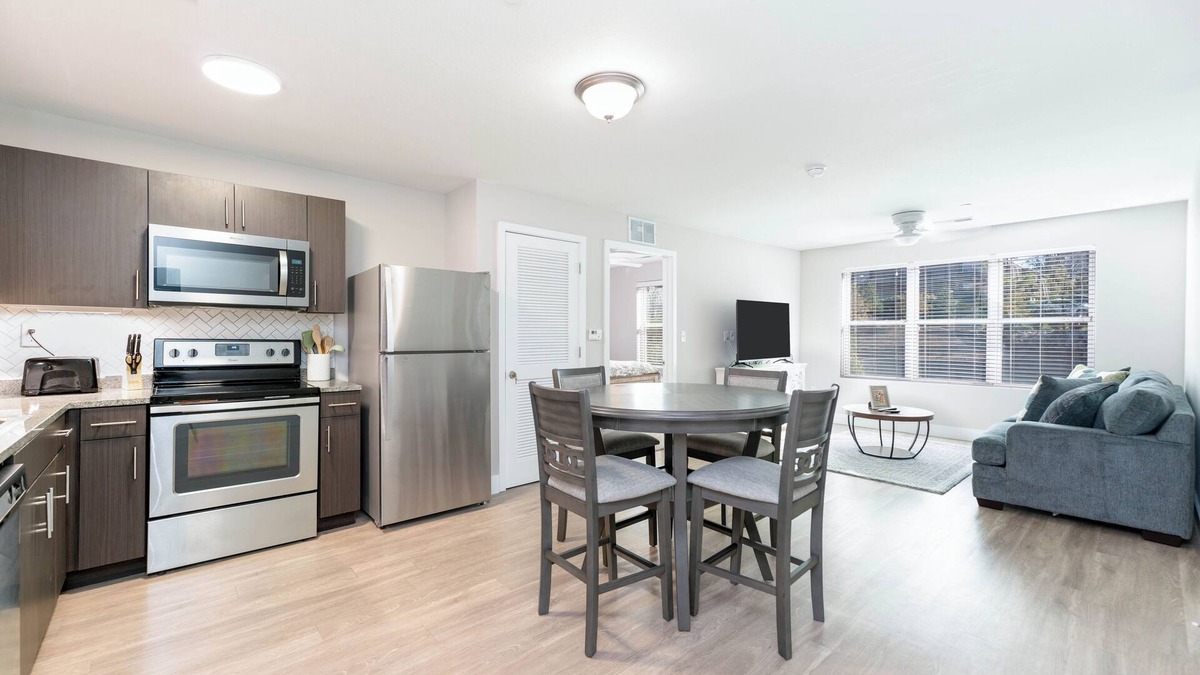 Tuscaloosa Condo | Riverside Retreat with Stunning Views, Pool, and Prime Tuscaloosa Location!