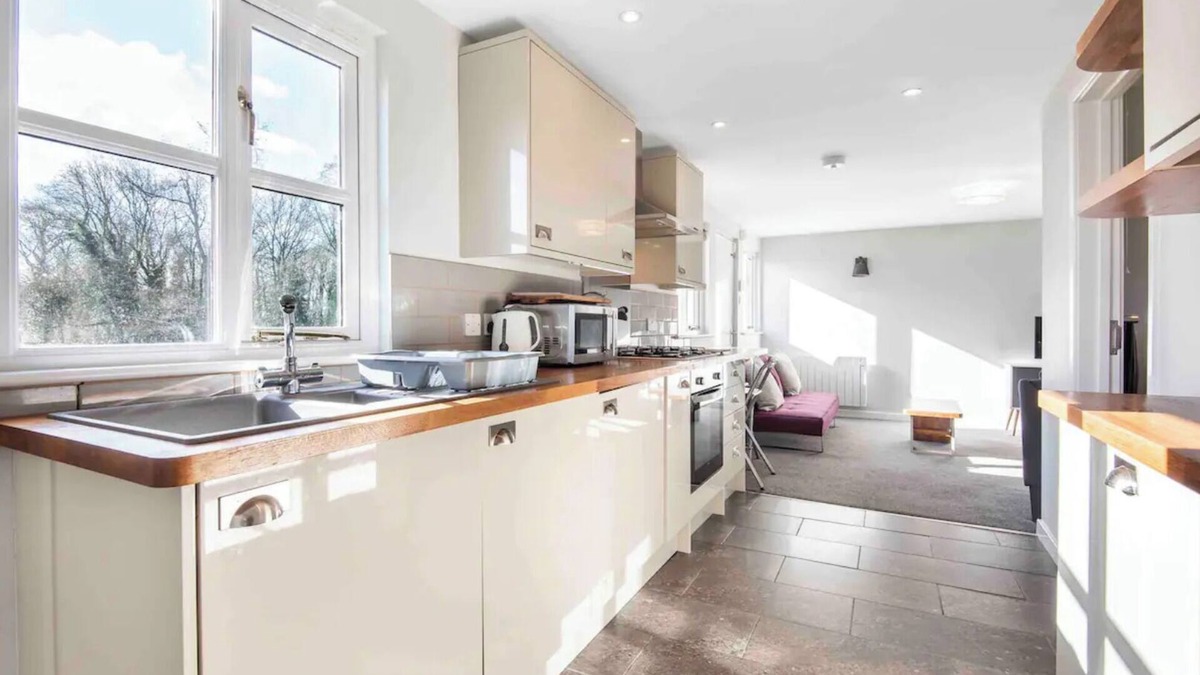 Five Oak Green Cottage | Riverside Stable Cottage, Hunton Yalding Maidstone