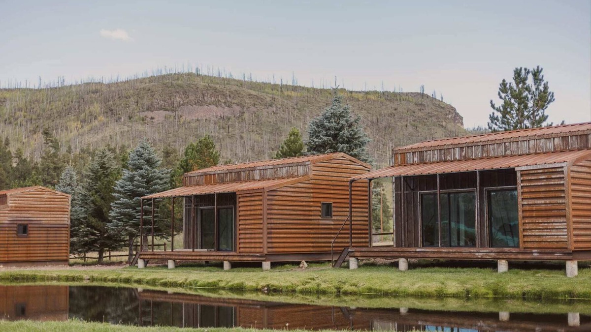 Springerville Cabin | Riverside Suite Casita 8