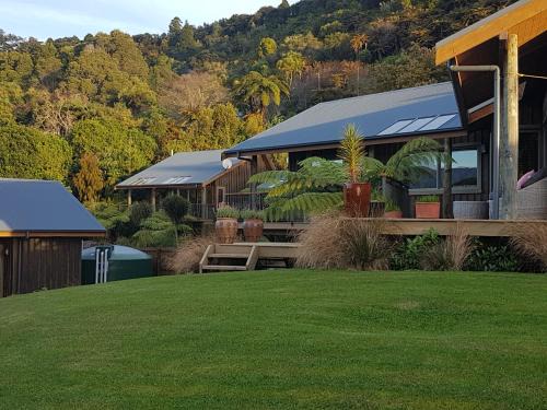 Karamea Ski Chalet | Riverstone Retreat Karamea