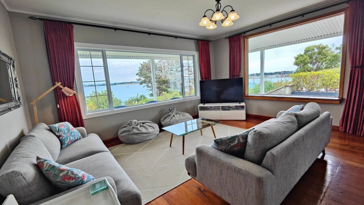 Riverton House | Riverton Villa Vista