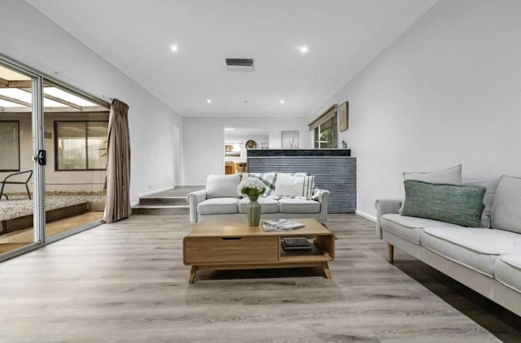 Gol Gol House | Riverview at 92