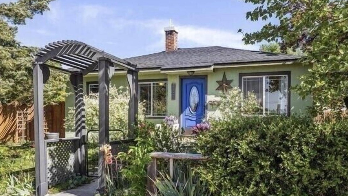 Veterans Park House | Riverwalk Cottage 2BR/2BA near Whitewater Park