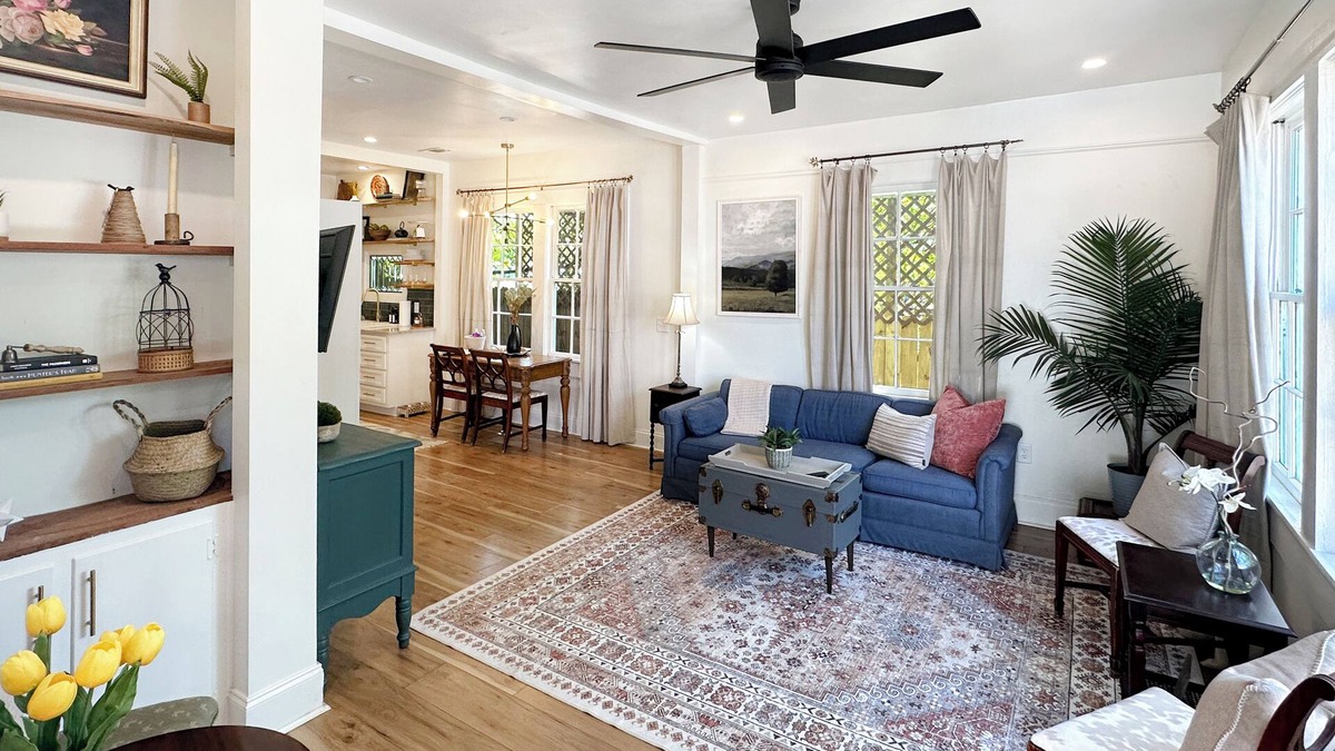 Columbus House | Riverwalk Mill Cottage - Southern Charm Stay