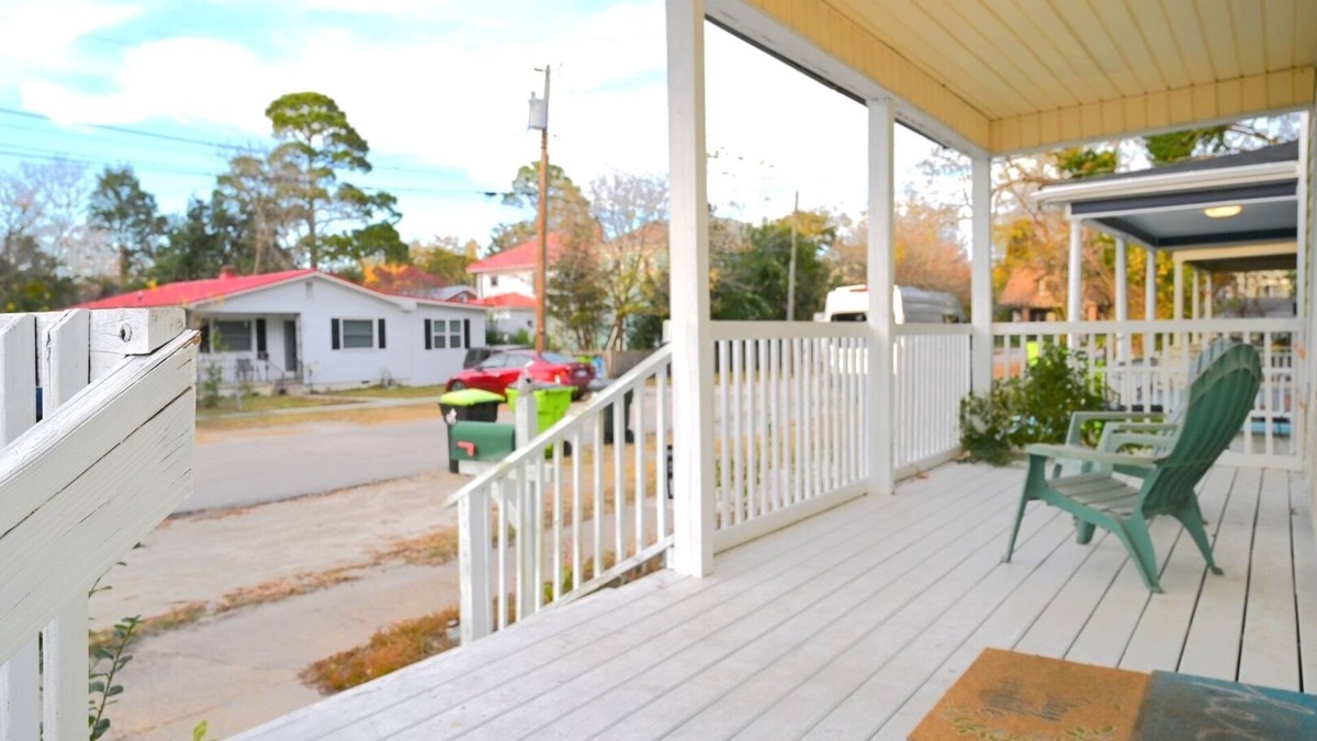 New Bern House | Riverwalk to Downtown New Bern