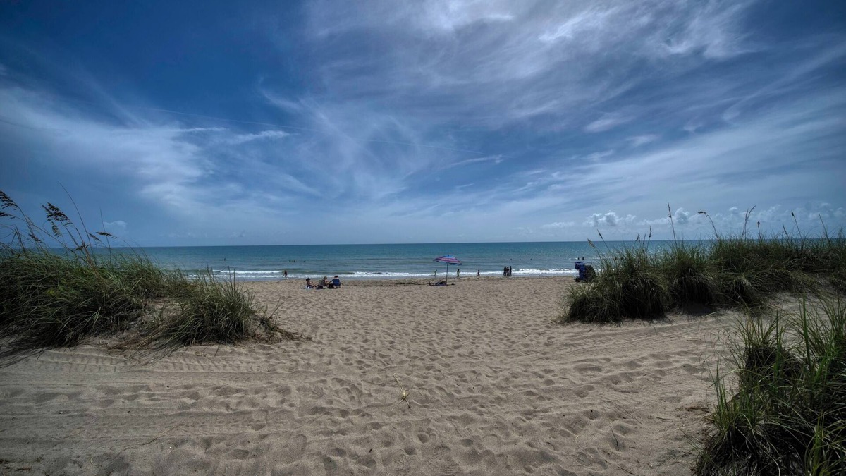 Jensen Beach Apartment | Riverwatch Apartments by Lowkl