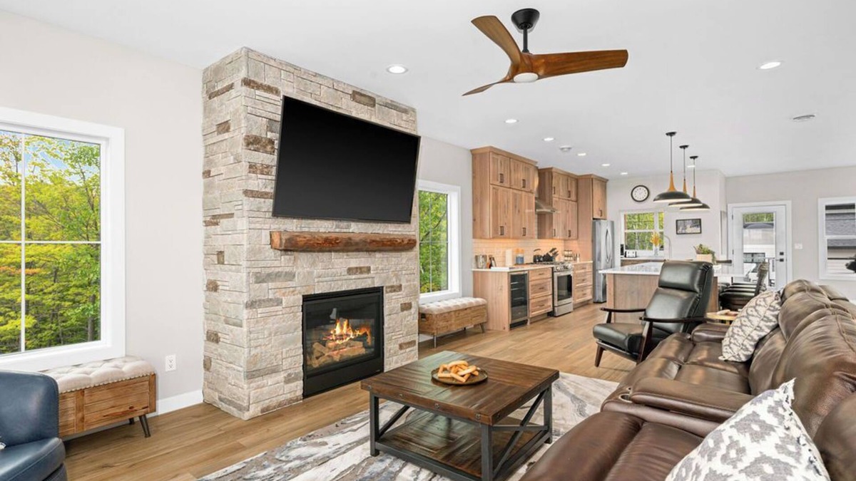 Duluth House | RiverWest at Spirit Mountain Oasis-Base Spirit Mtn-Brand New- Sauna-20% off Bike Rentals
