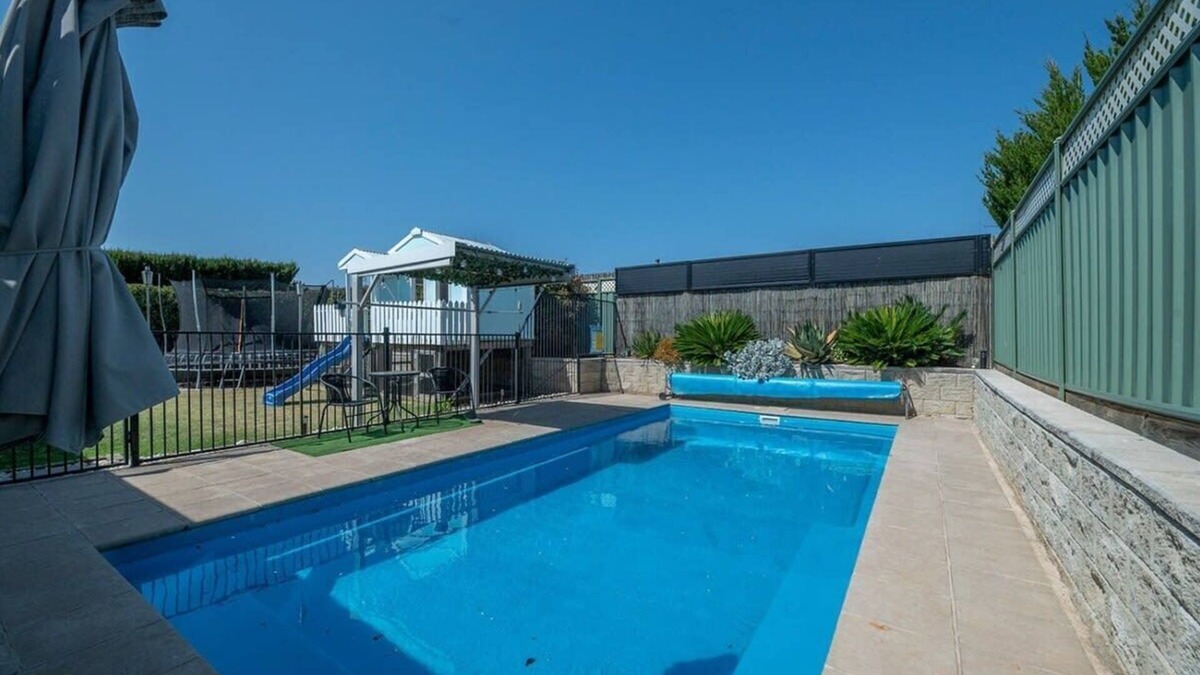Dubbo House | Riviera Retreat - Pool & Outdoor Kitchen