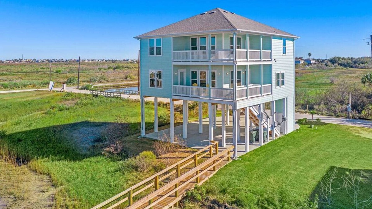 Lafittes Cove Apartment | RLT 3 — Baydream Believer