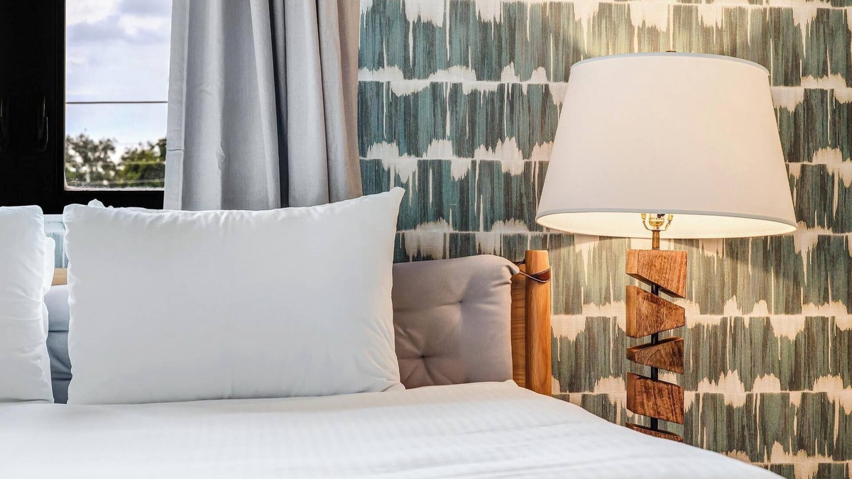 Midtown Apartment | Roami at The Palace | 2 Bedroom | King #02