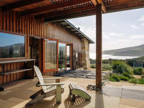 Tasman Peninsula House | Roaring Beach House