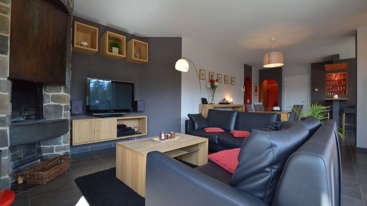 Malmedy Apartment | Robertville Lakeview Escape