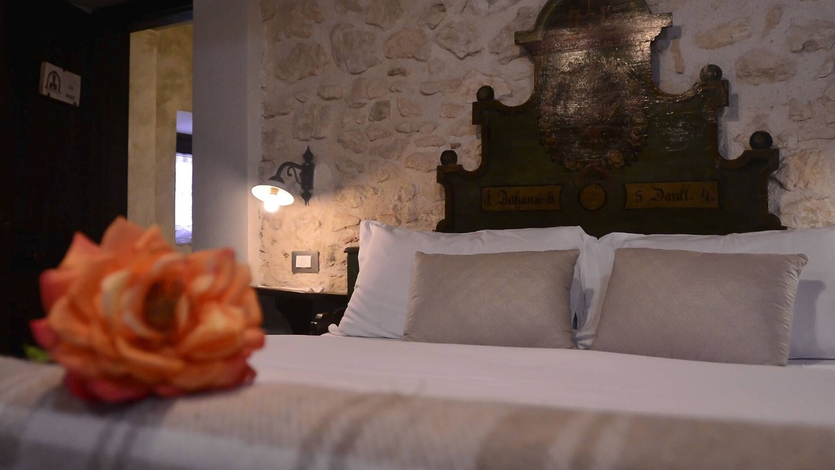 Rocca di Mezzo Hotel | Robur Marsorum Albergo Diffuso