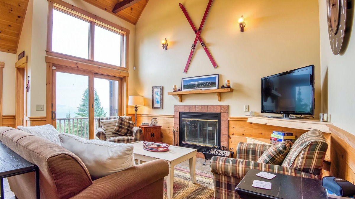 Rangeley Condo | Rock Pond Condo 81 - Ski in Ski out adorable condo at Saddleback