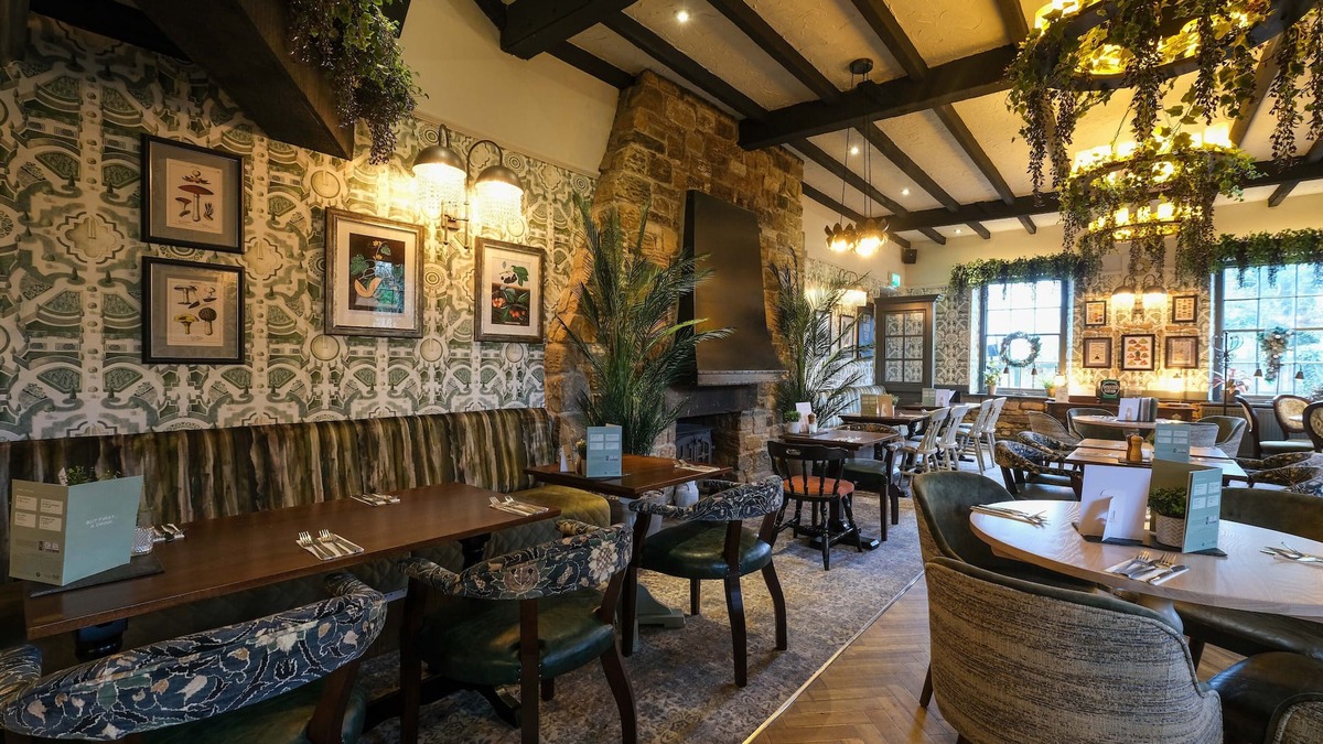 Wentworth Hotel | Rockingham Arms by Greene King Inns