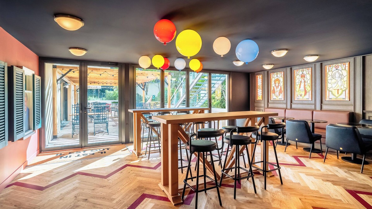 Le Rouet Hotel | RockyPop Marseille hôtel
