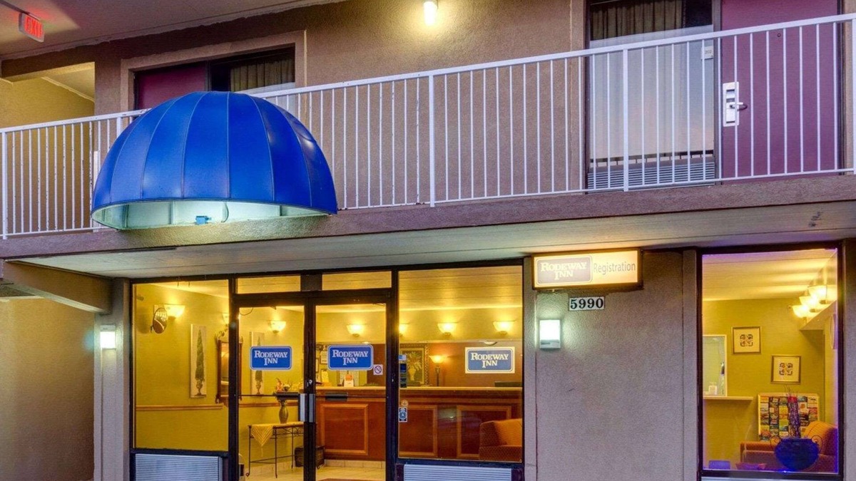 Norcross Hotel | Rodeway Inn Norcross
