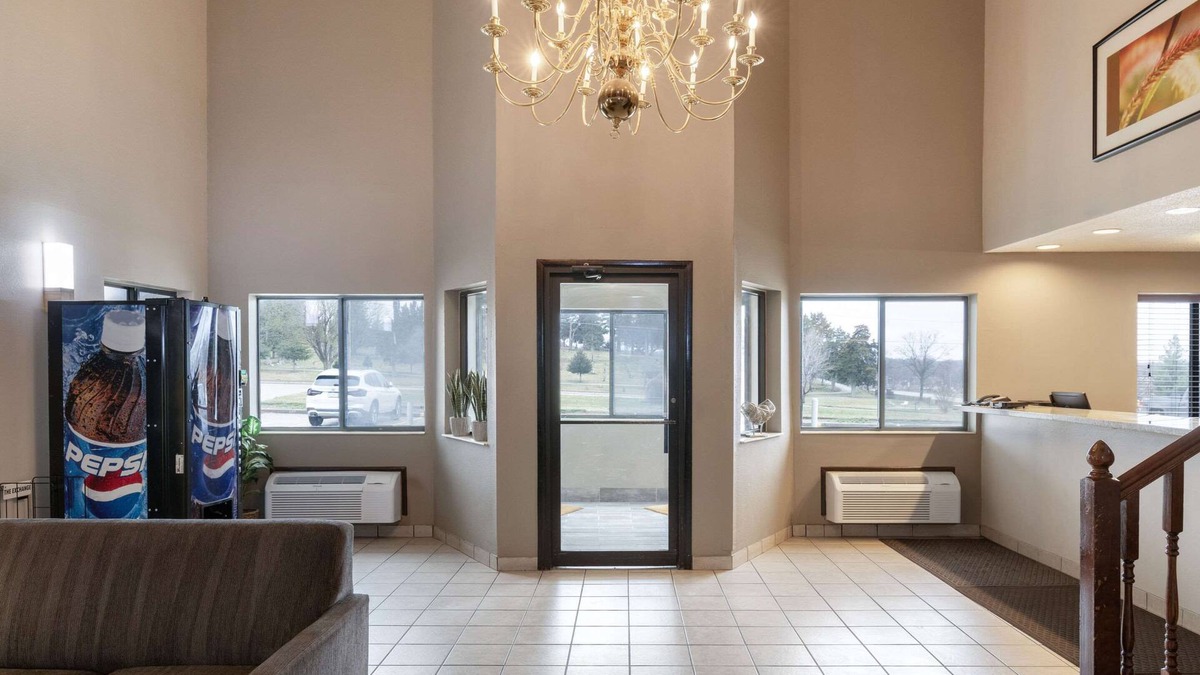 Red Oak Hotel | Rodeway Inn Red Oak