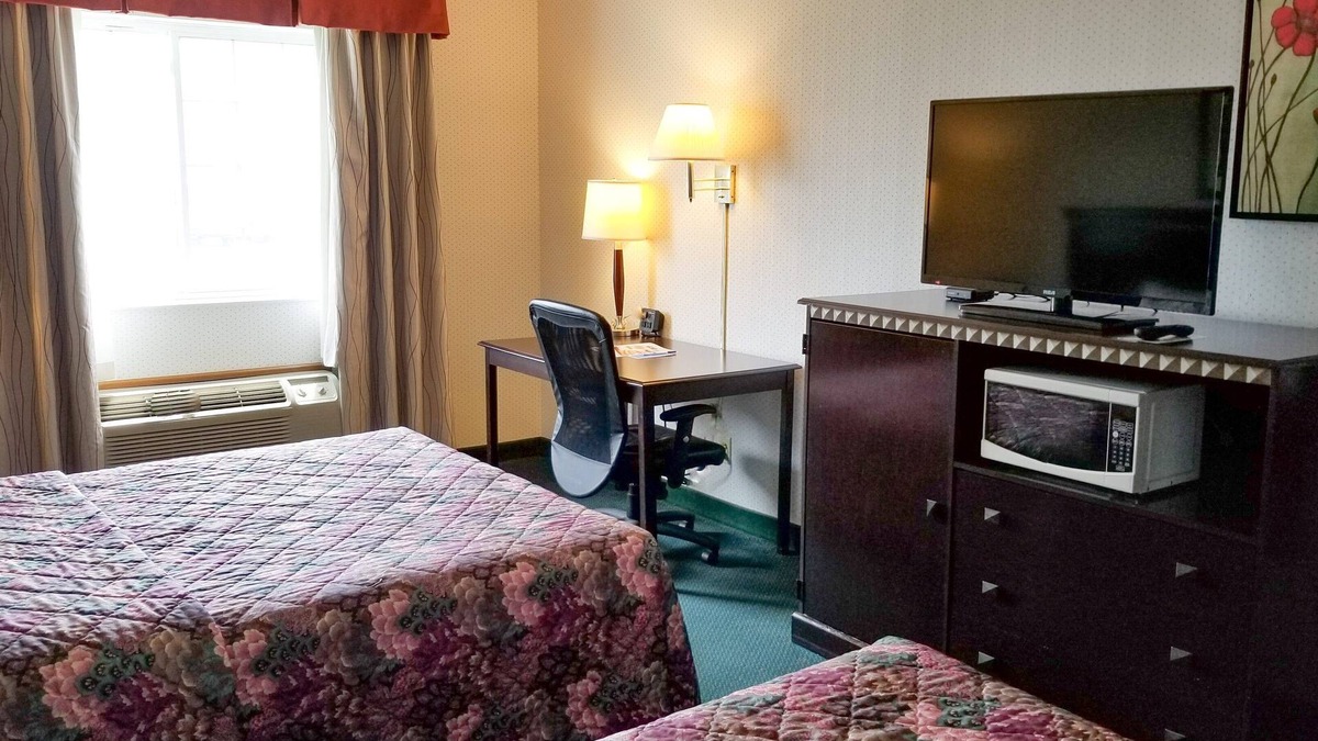 Urbana Hotel | Rodeway Inn Urbana Champaign University Area